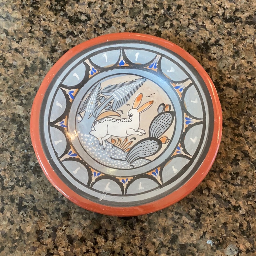 Mexican tonala bunny plate